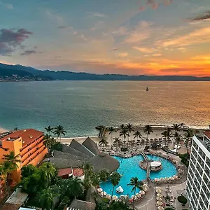 https://1242-pacific.hotelspuertovallarta.org